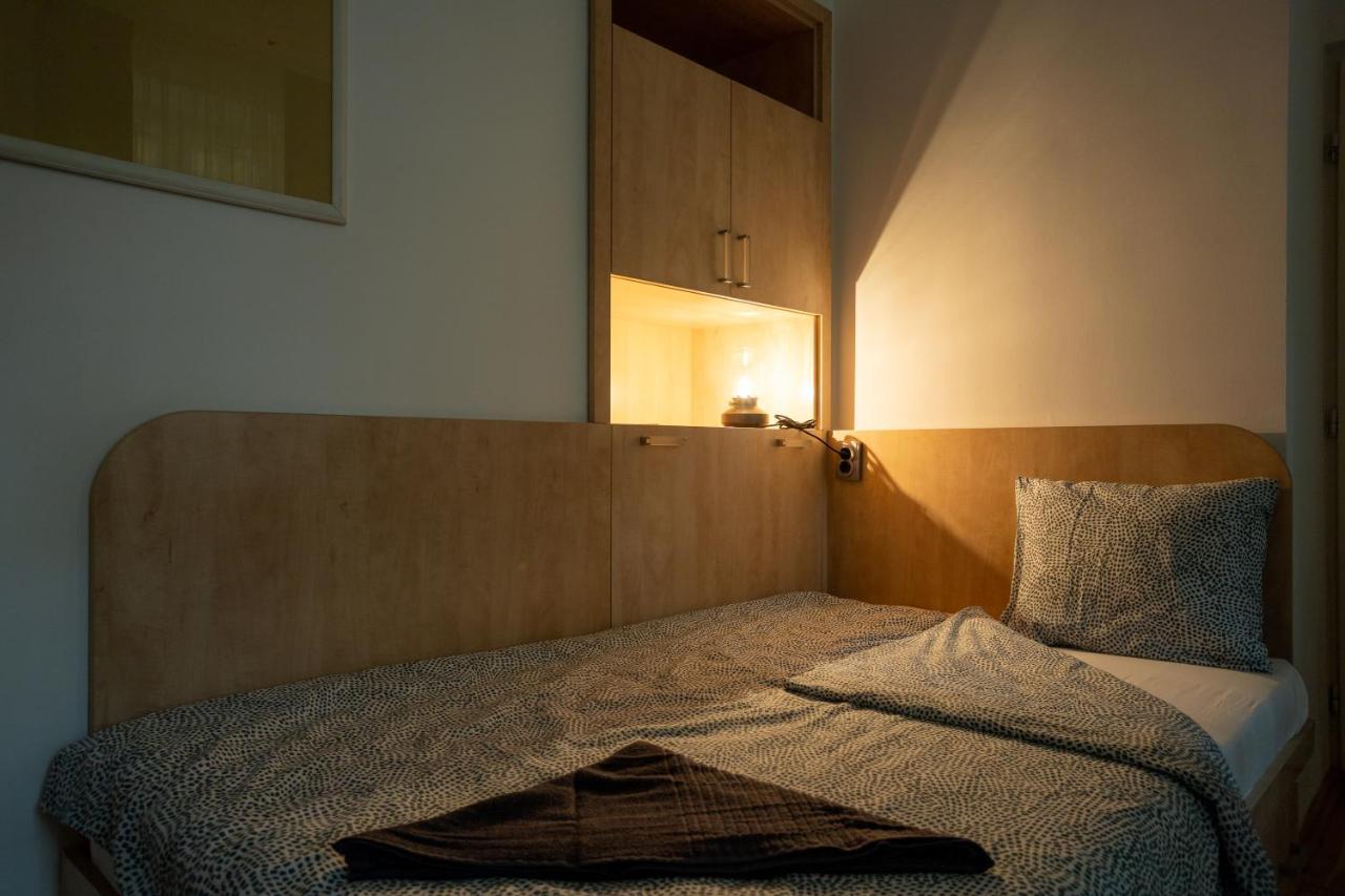 Emerald Suite With Free Parking Budapest Bagian luar foto