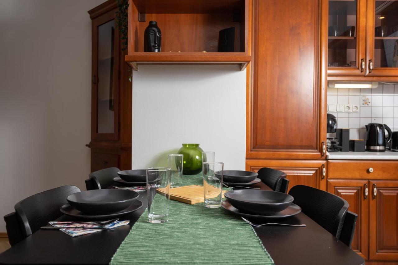 Emerald Suite With Free Parking Budapest Bagian luar foto